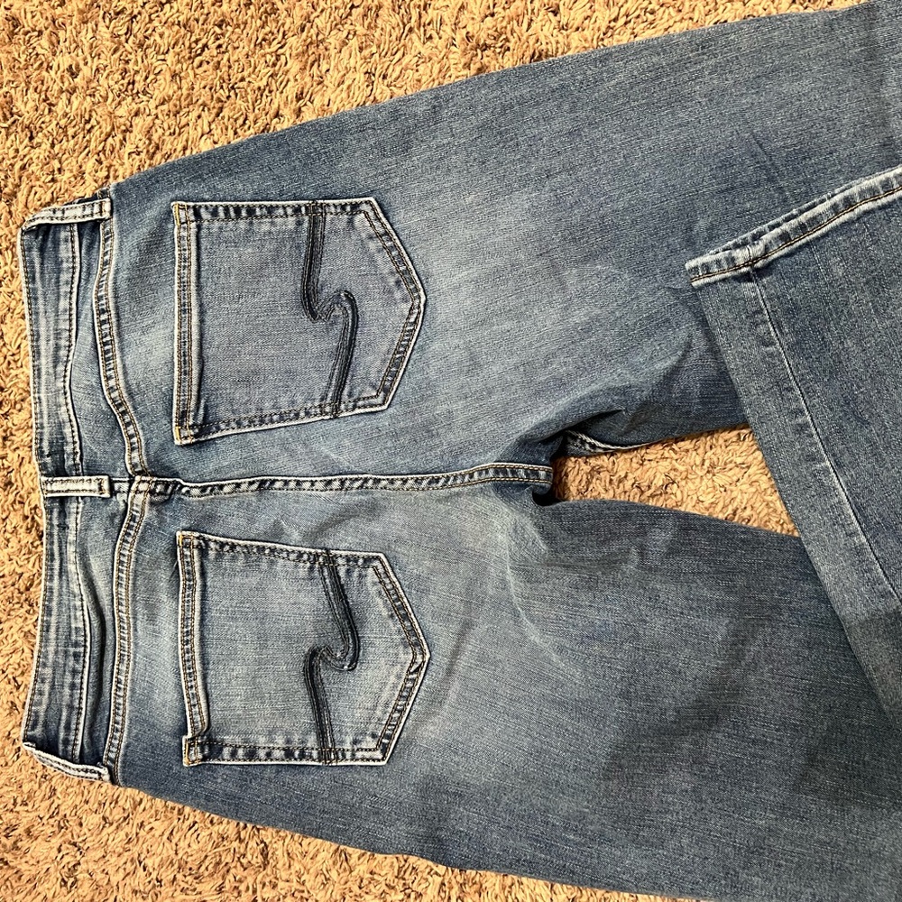 Women’s Silver Jeans Avery Straight W31/L31. Barely worn. Great condition. - Picture 2 of 4
